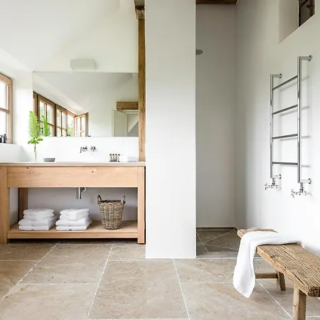 Historic In Secluded Nature Casa vacanze *